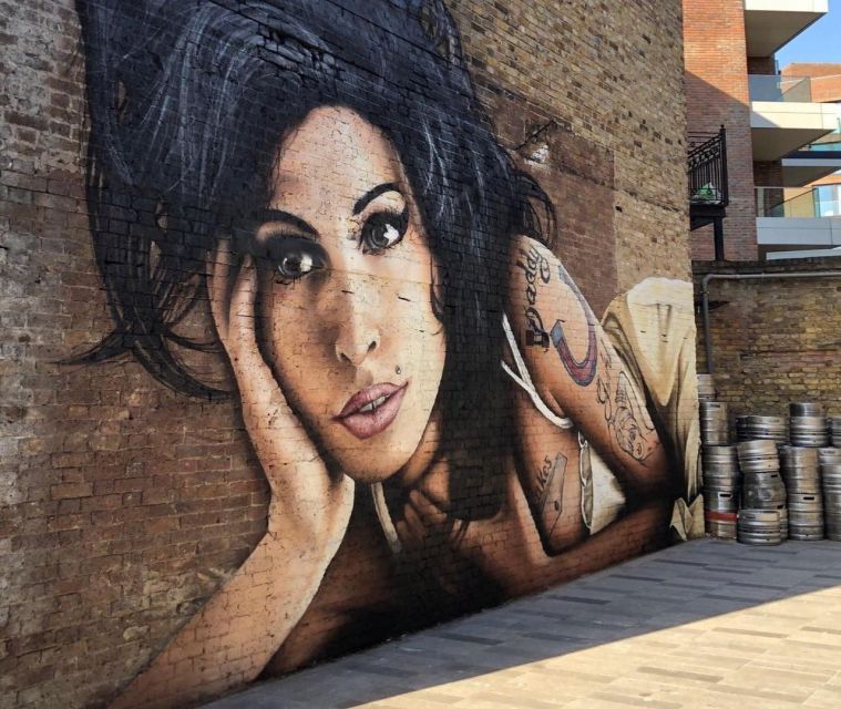 London: Camden Market Food Tour with 7 Street Food Tastings - What the guides add to Camden Market