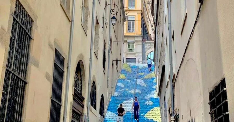 Lyon: Street Art & Street Food Tour - Understanding the codes behind the art