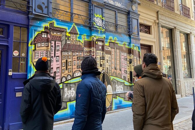 Lyon Street Food Tour - One hour in Vieux Lyon