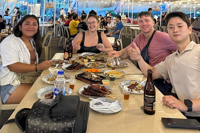 Makati Street Food Experience end with a Rooftop Bar - Starting with Filipino street food at Hott Asia Bazaar