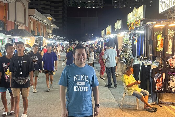 Manila Night Market and Food tour experience with Local guide - Meeting Mari at Grand Cafe in Binondo