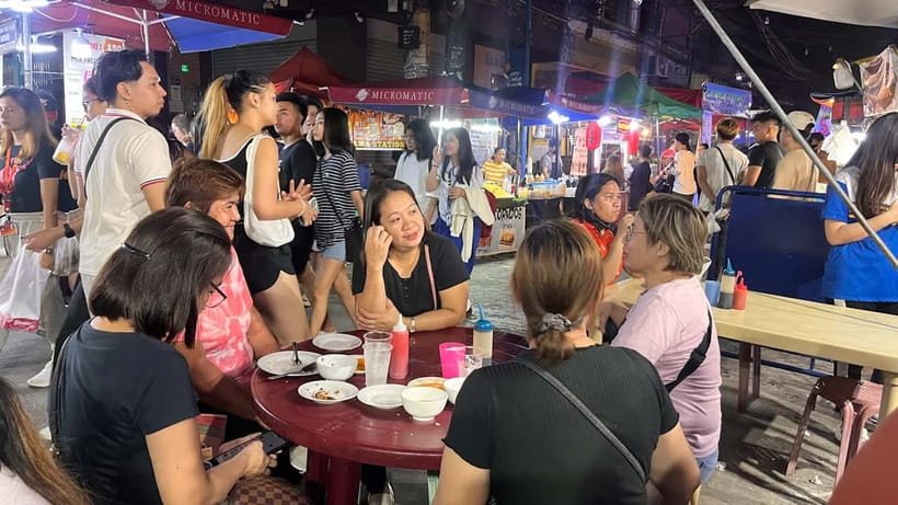 Manila Night market and Street Food Tour - Meeting vendors and seeing daily Manila