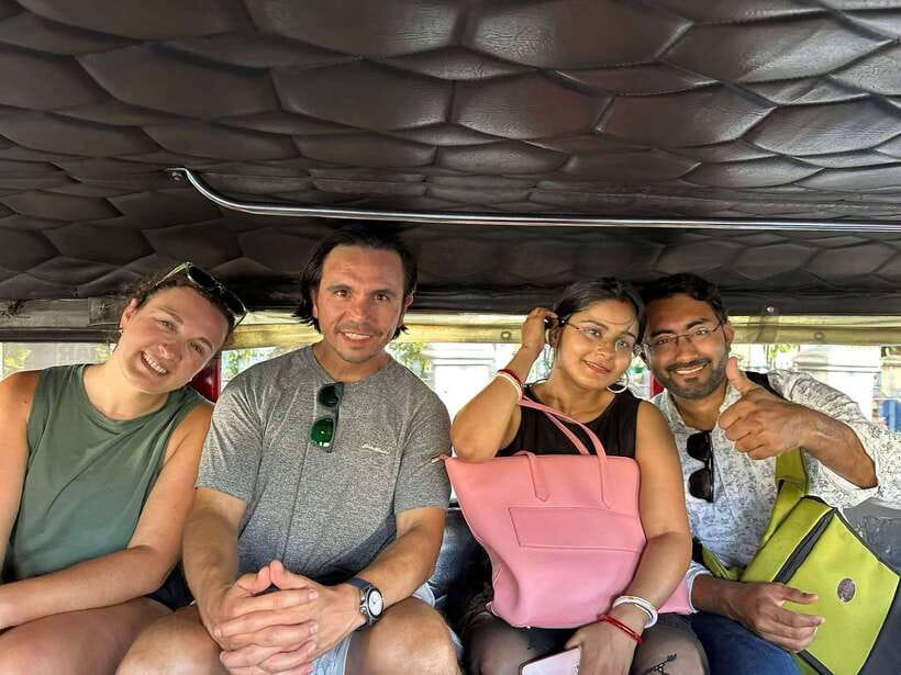 Manila Street Food and Drinks with Tuktuk Experience - Venus, or V, as your guide
