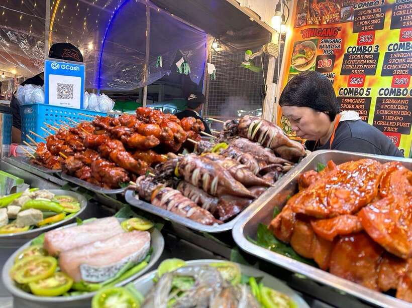 Manila Street food and Night Market Tour - Ending beside the Pasig River
