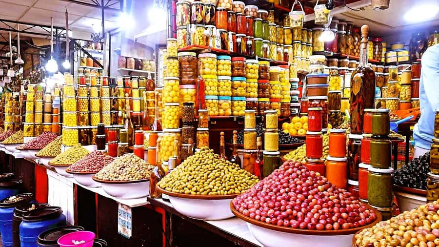 Medina Tasting Tour: Experience Local Street Food & Culture! - The first tastings: café, market, and bakery