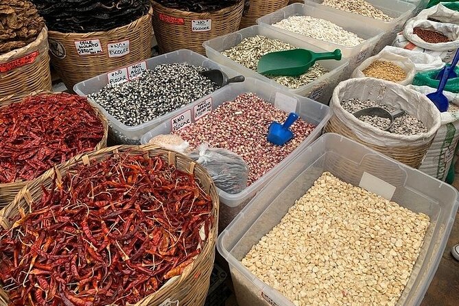 Mexican Street Food: Tijuana Day Trip from San Diego - Tijuana Arch and the first taste of the city