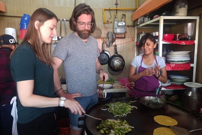 Mexico City: Hidden Markets, Street Food & Salsa-Making Tour - Mercado Melchor Muzquiz and the mural-filled first stop