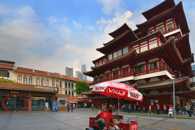 Michelin Premium Food Tour with Hawker Centre & Chinatown Tour - Is $117.07 good value?