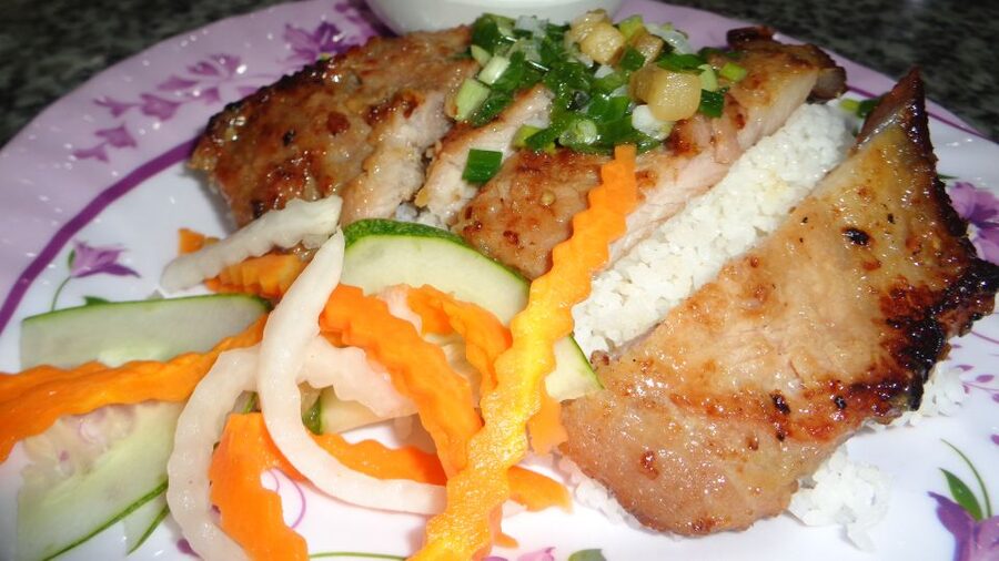 Midnight Street Food Tour In Saigon By Motorbike - Key points about the midnight ride