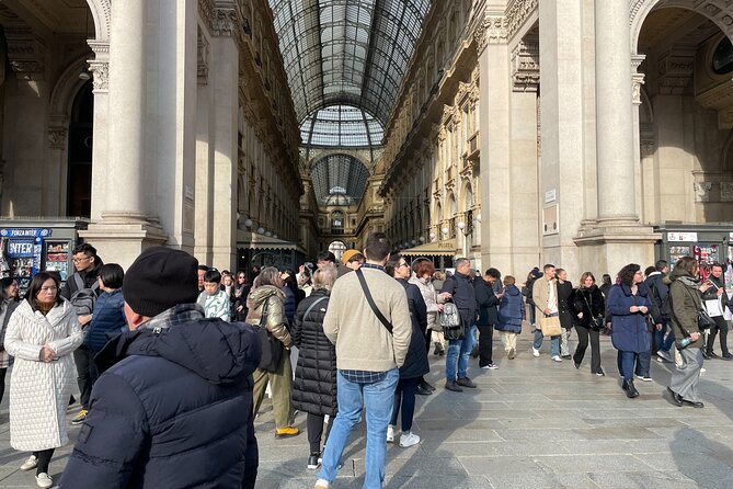Milan History & Street Food Tour with Wine Tasting - Brera’s Cafés, Galleries, and Final Gelato