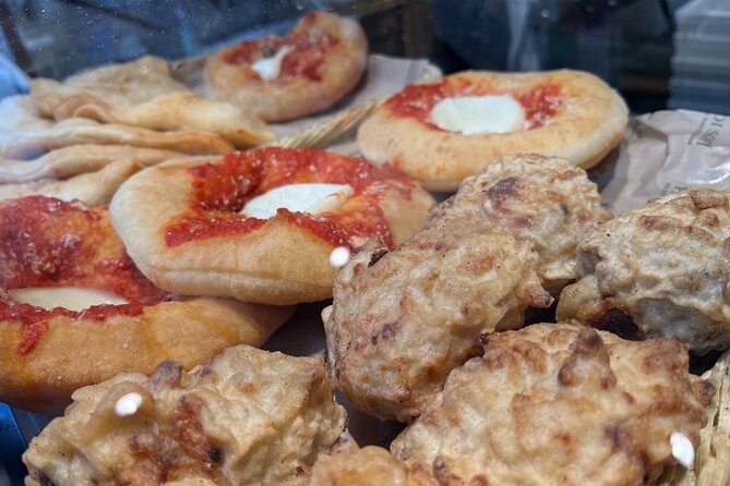 Milan's Authentic Street Food tour: A Gourmet Experience - Arancino, supplì, panzerotto, and other quick bites
