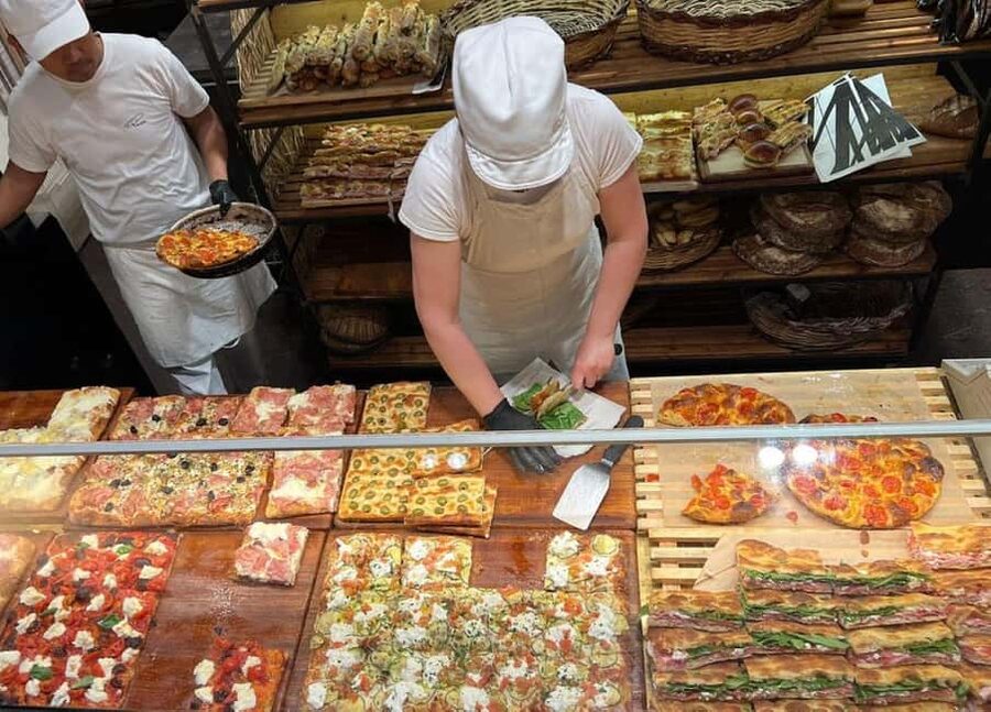 Milan: Street Food Tour with a Full Italian Food Experience - Starting at Piazza Cordusio