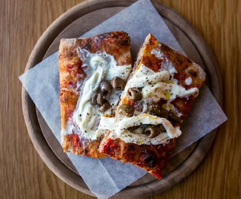 Milan: Street Food Tour with a Full Italian Food Experience - The first restaurant: a proper start to the tasting