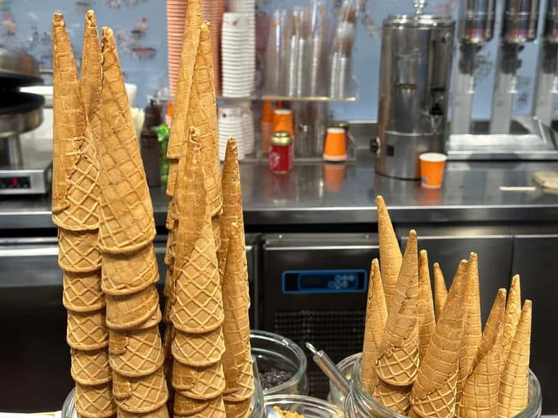 Milan: Street Food Tour with Tastings and Local Guide - The Market and Milanese Everyday Food