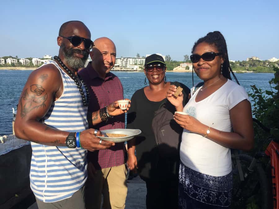 Mombasa: Street Food Tour - Walking through Old Town’s streets