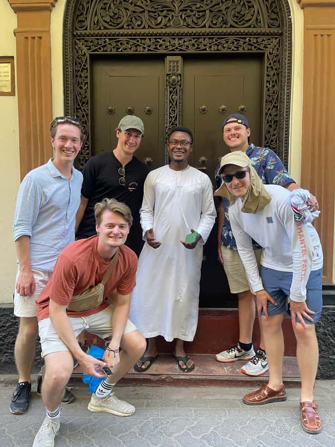 Mombasa: Street Food Tour - Old Town food stops and Swahili cooking