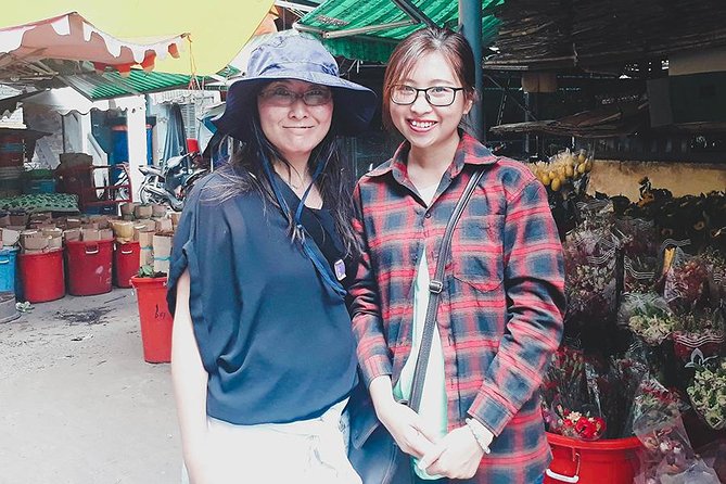 Morning Saigon Unseen+Street Food Tour with Ao Dai Riders Option - Ba Thien Hau Temple and Saigon’s Chinese heritage