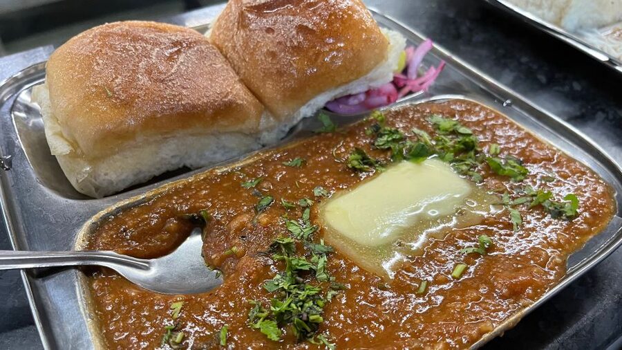 Mumbai: Evening Street Food Tasting & Cultural Market Tour - Why this evening route works