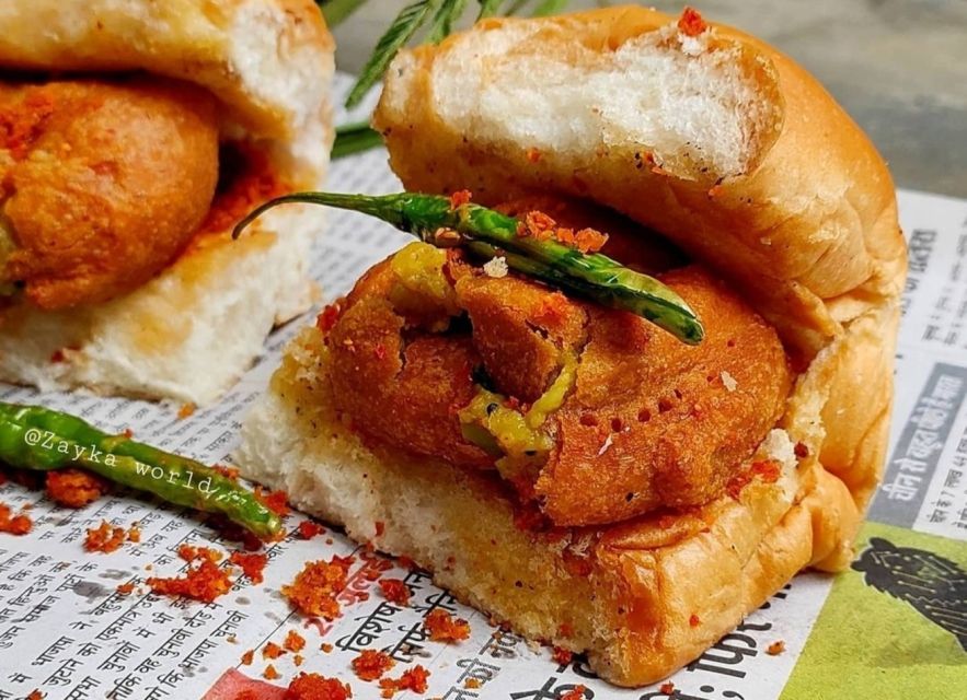 Mumbai: Local Street Food Private Walking Tour with Transfer - Starting at Chowpatty Beach with vegetarian classics