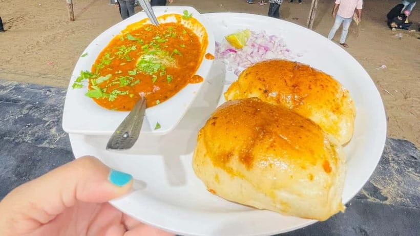 Mumbai Street Food & Beach Tour with 10+ Tastings - Who should book this experience?