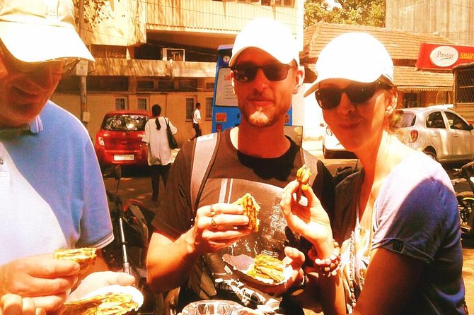 Mumbai Street Food Crawl (2 Hours Guided Food Tasting Tour) - Starting with Mumbai’s pocket-sized classics