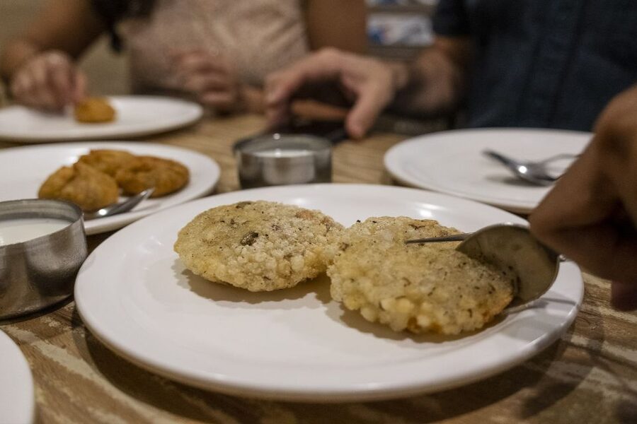 Mumbai: Street Food Tour - Save room for kulfi, jalebi, and rabdi