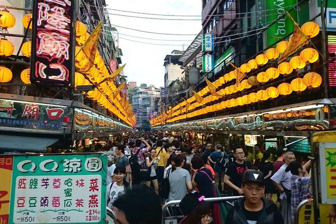 N113 Jingtong Station Pingxi Old Street Jiufen Old Street Keelung Miaokou Night Market Day Tour (10h) - Jingtong Station and a former coal town