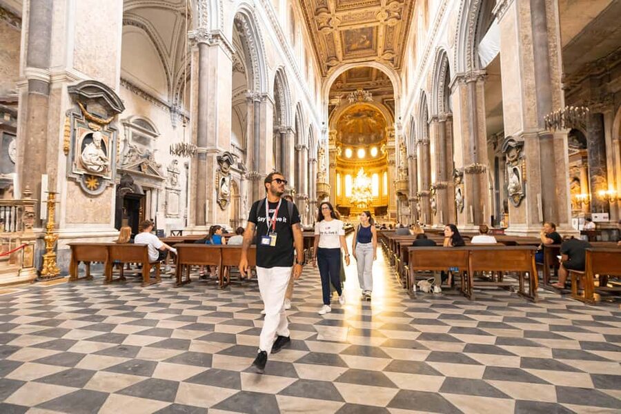 Naples: Culture & Street Food with a Local Guide - Starting at Naples Cathedral on Via Duomo