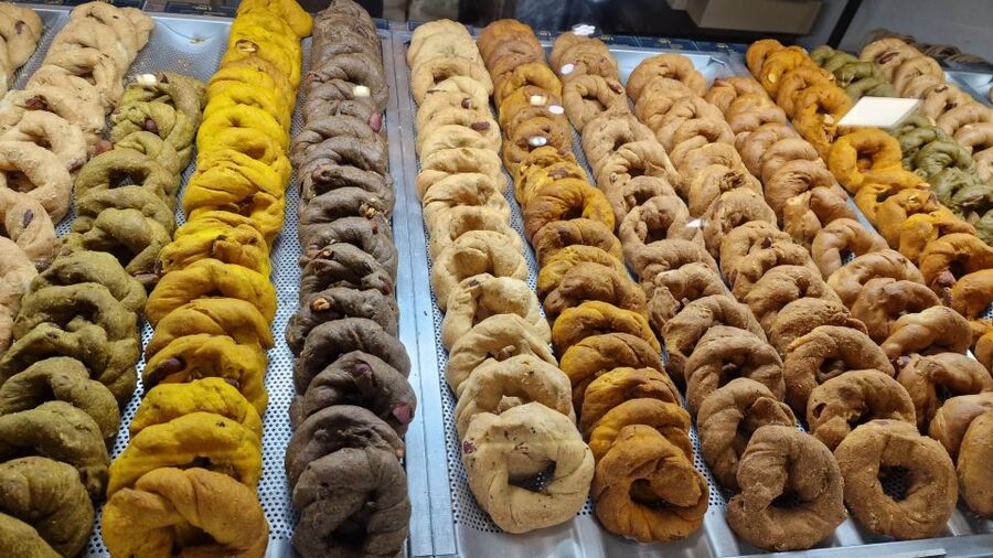 Naples: Culture & Street Food with a Local Guide - Spaccanapoli and the heart of the historic center