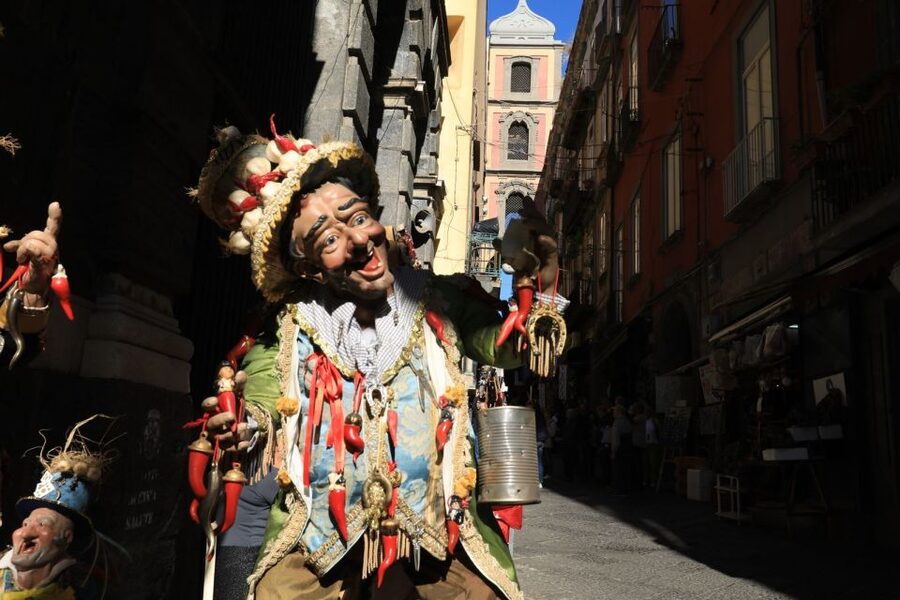Naples: Culture & Street Food with a Local Guide - Piazza del Gesù Nuovo and two very different facades