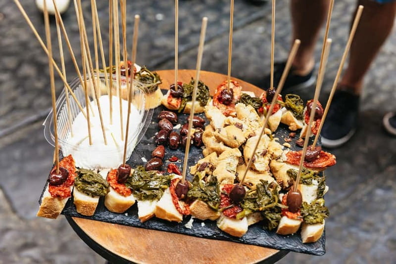Naples: Guided Street Food Tour with Spritz - Key points to know before booking