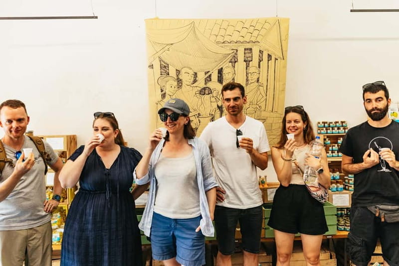 Naples: Guided Street Food Tour with Spritz - Piazza Nilo, Spaccanapoli, and the sweet finish