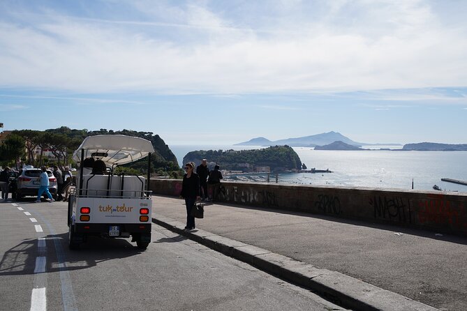 Naples in Tuk Tuk between Panoramas and History and Street Food - Why a tuk tuk works well in Naples