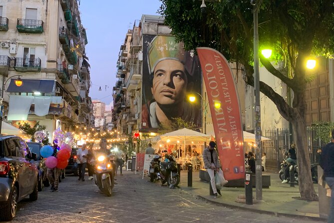 Naples Night Pizza & Street Food Experience (by Streaty) - Who should book this experience