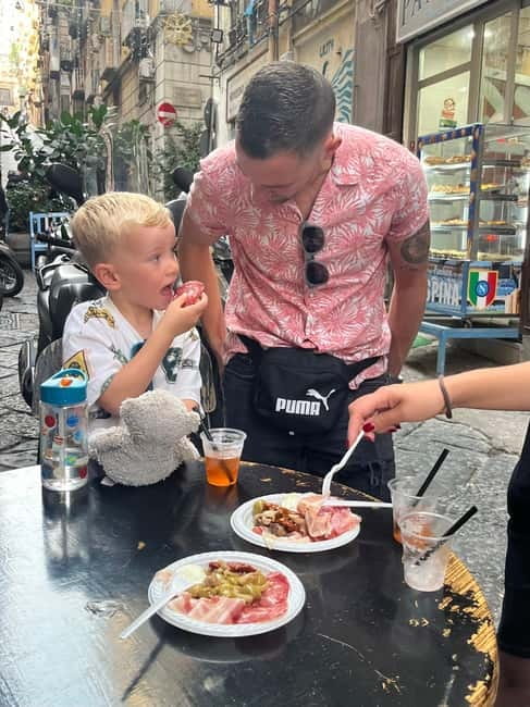 Naples: Private Street Food Tour - How the two-hour timing works