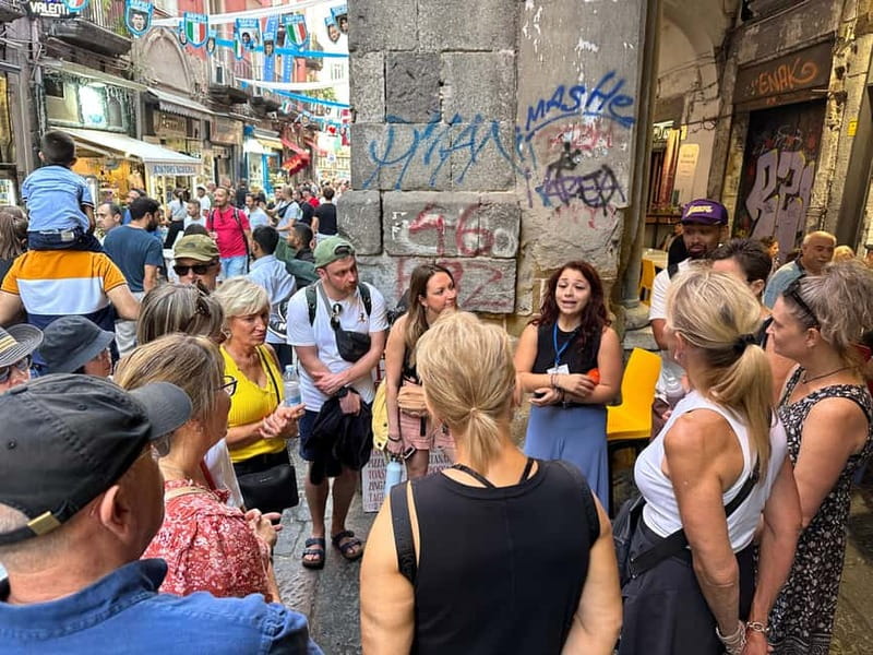 Naples: Street Food and Guided Sightseeing Walking Tour - Via dei Tribunali and Naples on the move