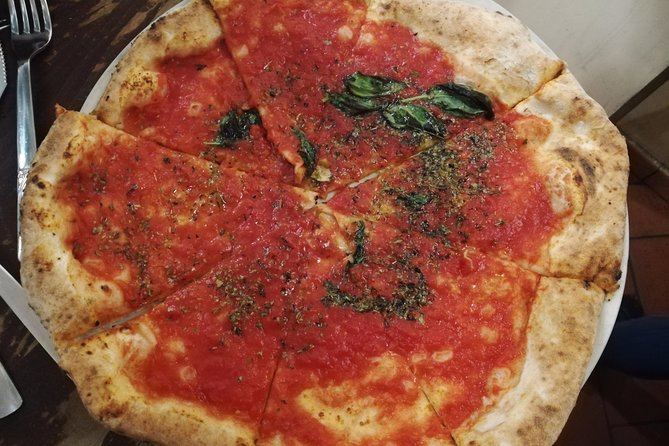 Naples: Street Food and Sightseeing Tour with Local Expert - The history and food balance