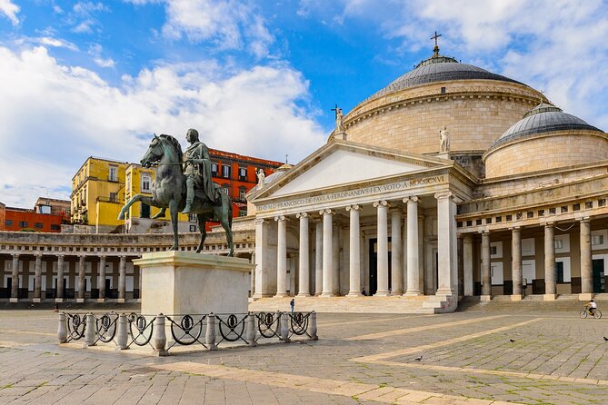 Naples Street Food Guided Walking Tour - San Gregorio Armeno and the street of presepi