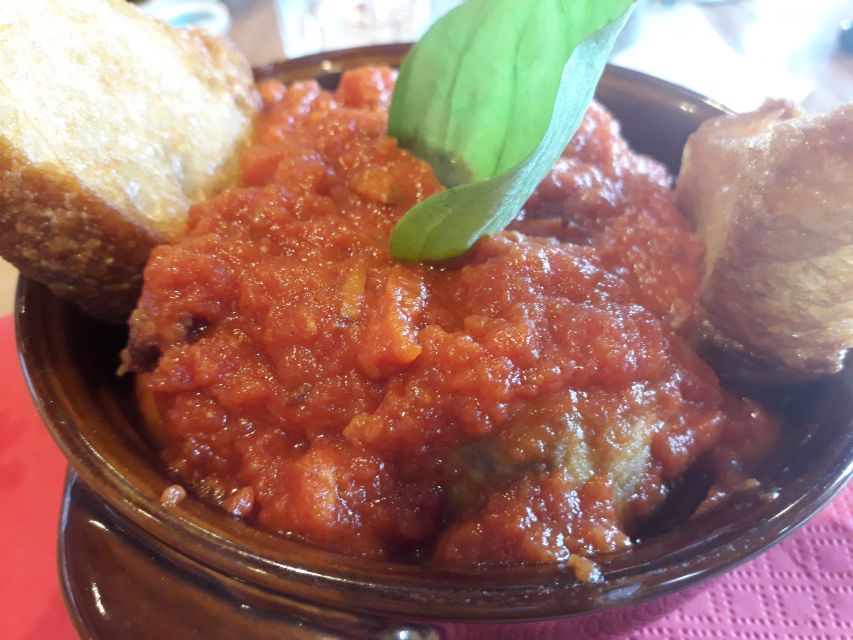 Naples Street Food Scene Tour: Small-Group Tasting Adventure - Ragù, pasta fritters, and the Sansevero area