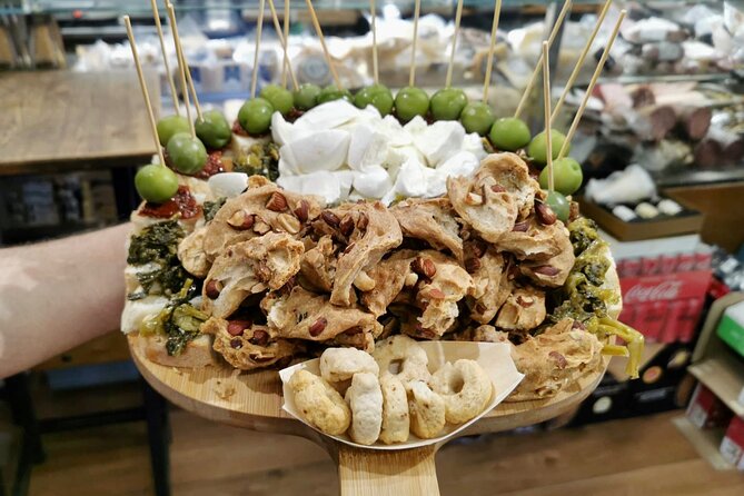 Naples Street Food Tour: Discover Local Flavors with Expert Guide - Key things to know before booking
