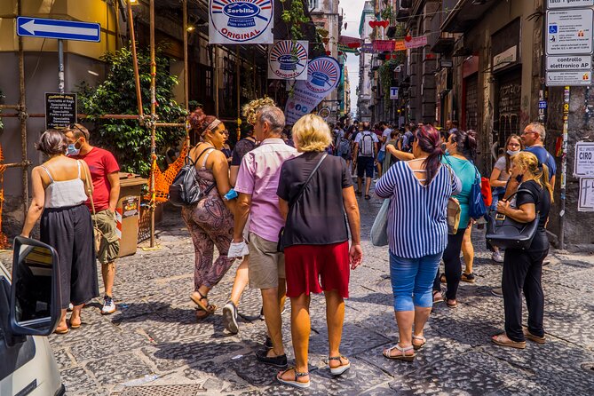 Naples' Ultimate Street Food Tour - Small Group by Do Eat Better - Group size, walking pace, and meeting-point concerns
