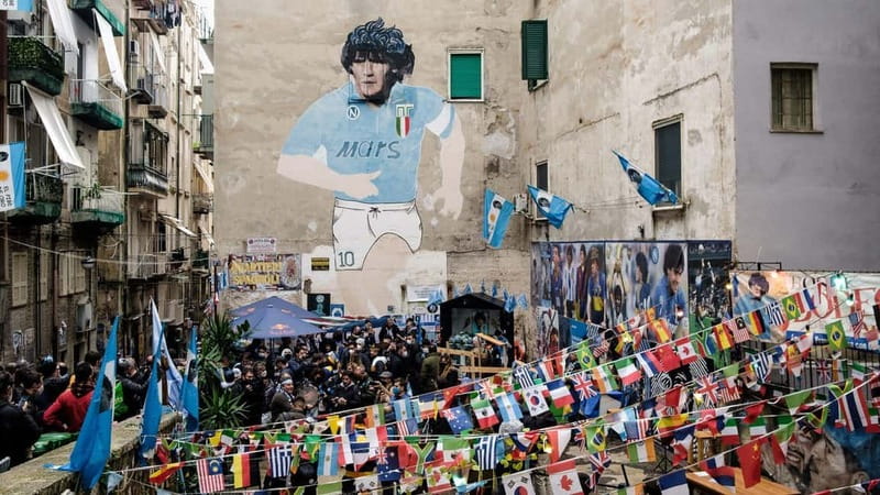 Naples Walking Food Tour: Street Food and Maradona Murales - Galleria Umberto I and the San Carlo theater