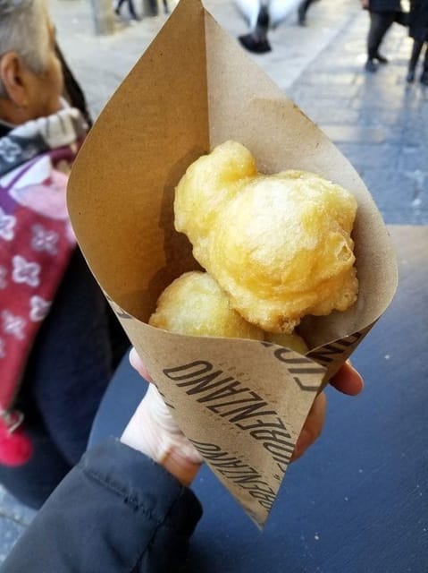 Napoli street food walking tour - Timing, language, and group details
