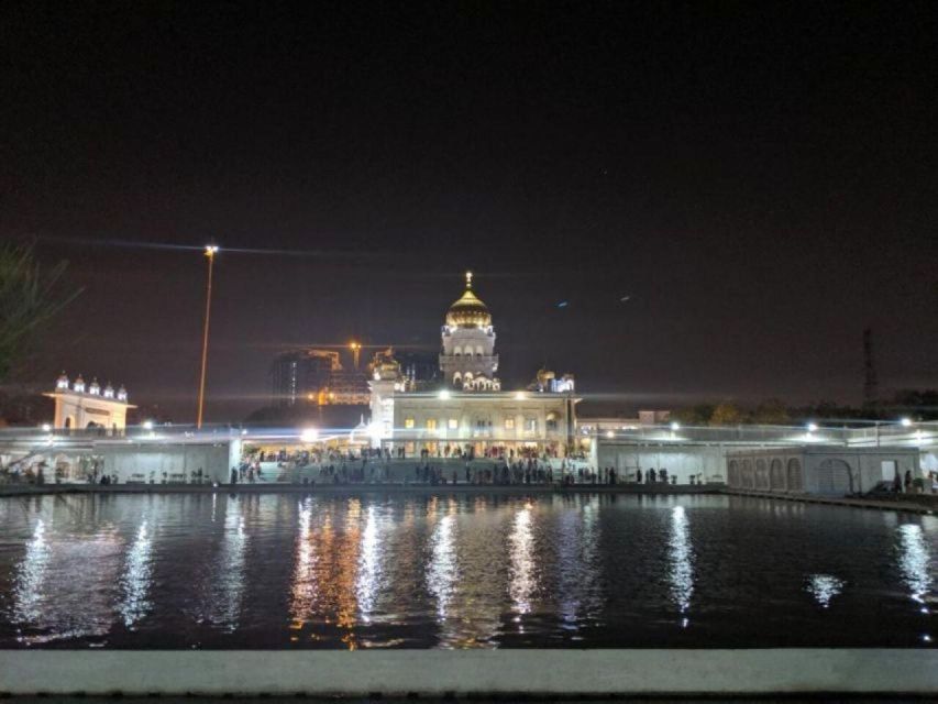 New Delhi: Local Evening Tour with Indian Street Food - Connaught Place for Shops, Food, and Street Life