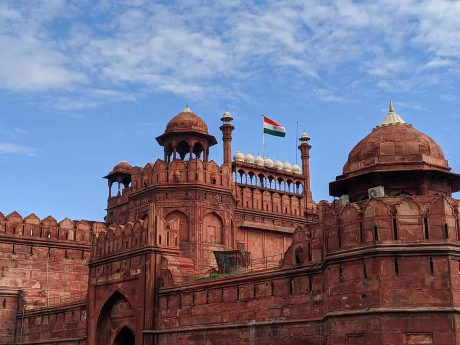 New Delhi Night Life Tour with Street Food - Why a private night tour works well in Delhi
