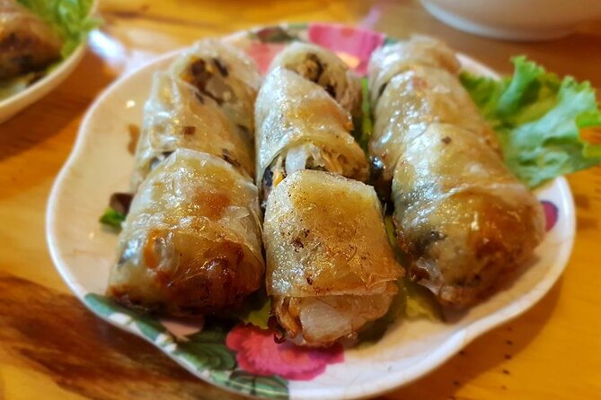 Night Life Street Food Tours Hoi An - Starting at 6:00 pm on Nguyễn Duy Hiệu Street