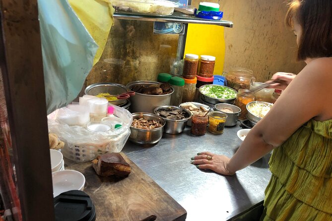 Night Life Street Food Tours Hoi An - The guide can make or break the evening