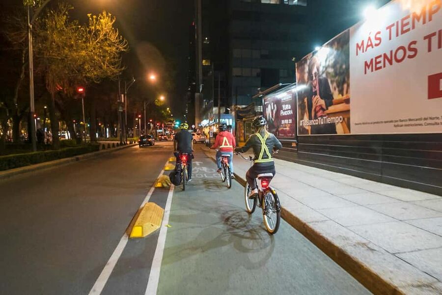Night Street Food Bike Tour Mexico City - What to wear for a four-hour night ride
