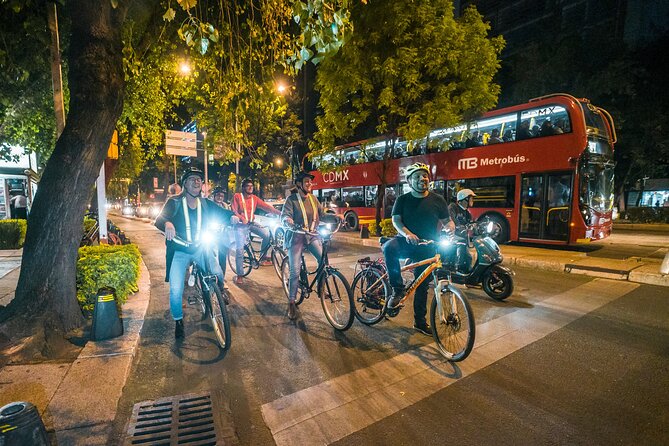 Night Street Food & Bike Tour / Small Groups /All Inclusive - Plaza Río de Janeiro and the streets of Roma Norte