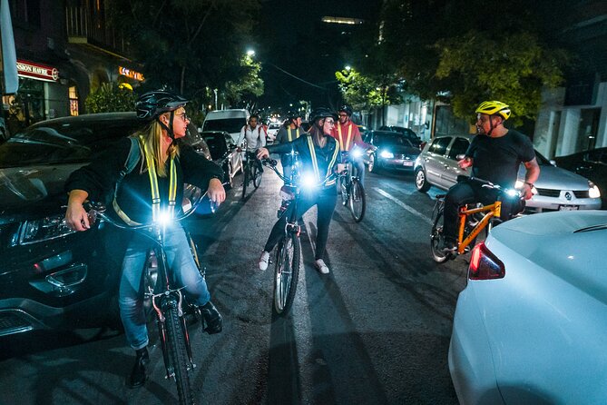 Night Street Food & Bike Tour / Small Groups /All Inclusive - Two illuminated monuments, two quick photo stops